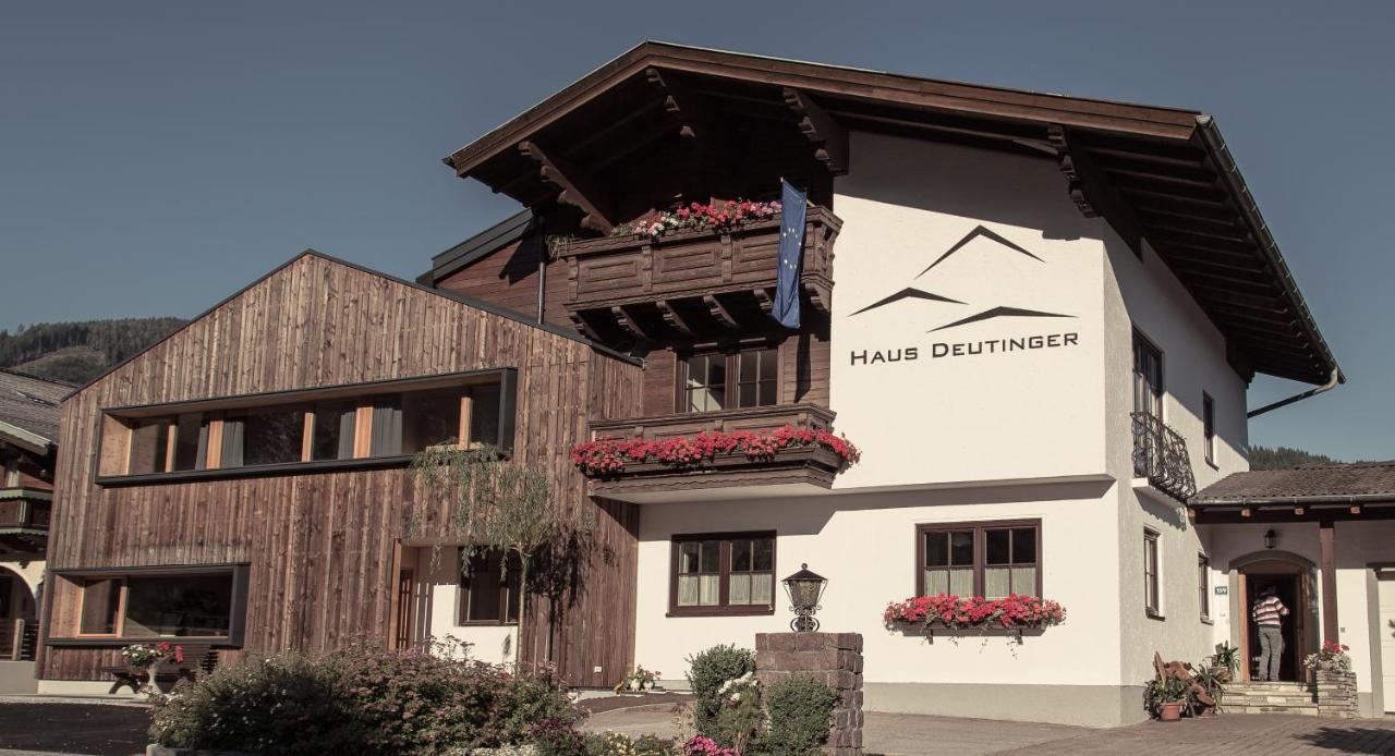 Haus Deutinger Acomodação com café da manhã Flachau Exterior foto